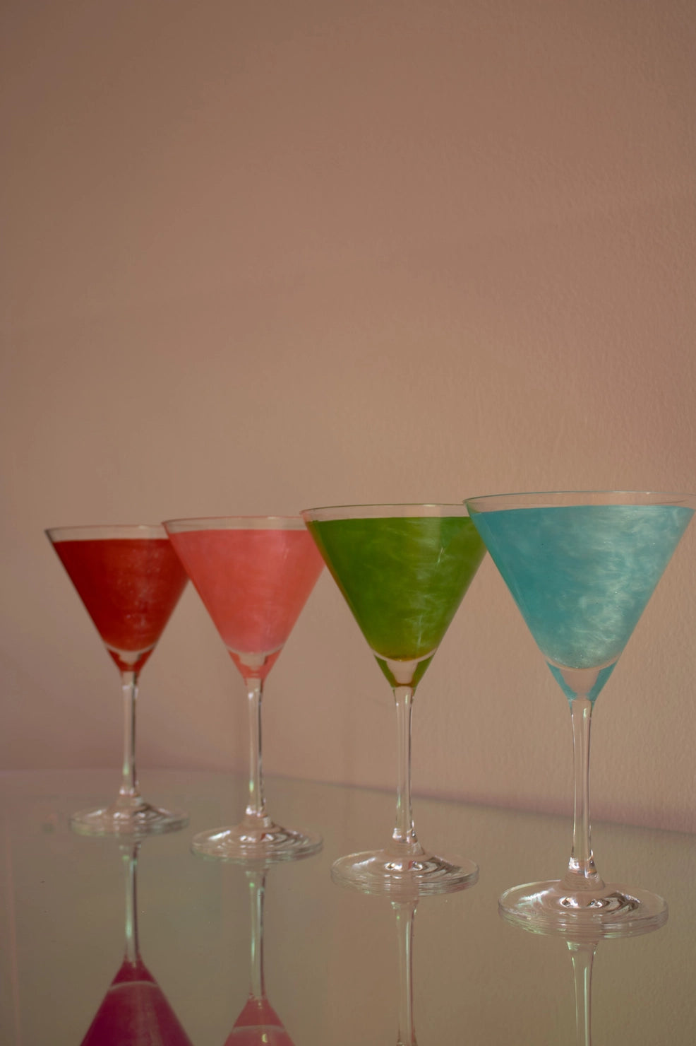 Christmas Cotton Candy Drink Glitter Bombs
