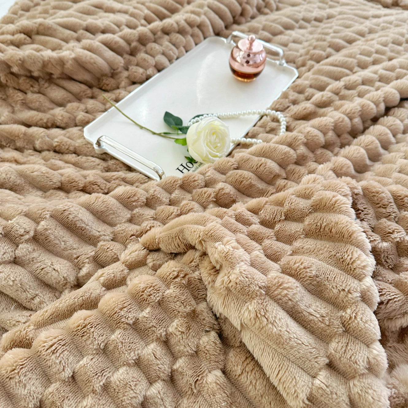 Turtle Fleece Throw – Bubble-Texture Ultra Plush Blanket For Cozy Comfort