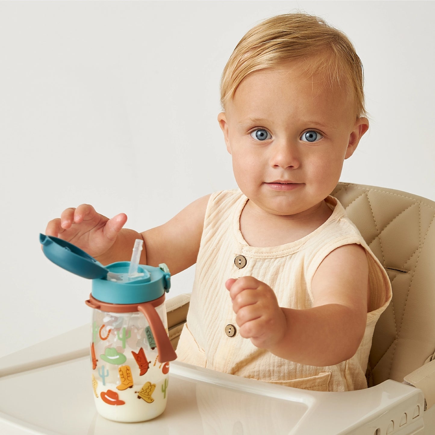 Itzy Sips™ - Straw Cup with Snap-Close Lid