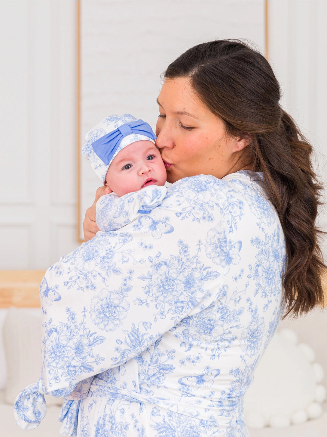 Softsnooze™ Women's Bamboo Viscose Periwinkle Butterfly Garden Mommy & Me Maternity Robe - One Size